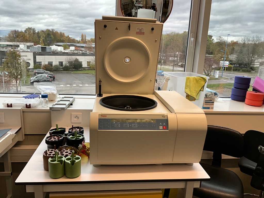 2018 Thermo Scientific ST 16R gekoelde centrifuge