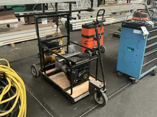 Kawasaki FE 250 Stroomaggregaat