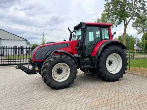 Tractor agricol Valtra T132 Direct cu tracțiune integrală din 2010