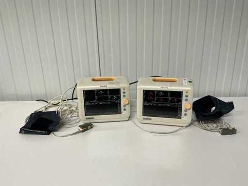 Philips - Suresign VS3 - Monitor paziente (2x)