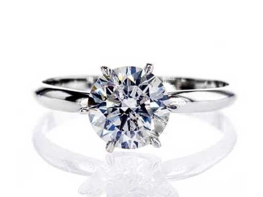 Bague solitaire de luxe en diamant naturel 2,10 carats