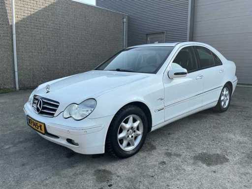 Mercedes-Benz - 2001 - C-class - 200 CDI Elegance - Passenger car (NT-745-K)