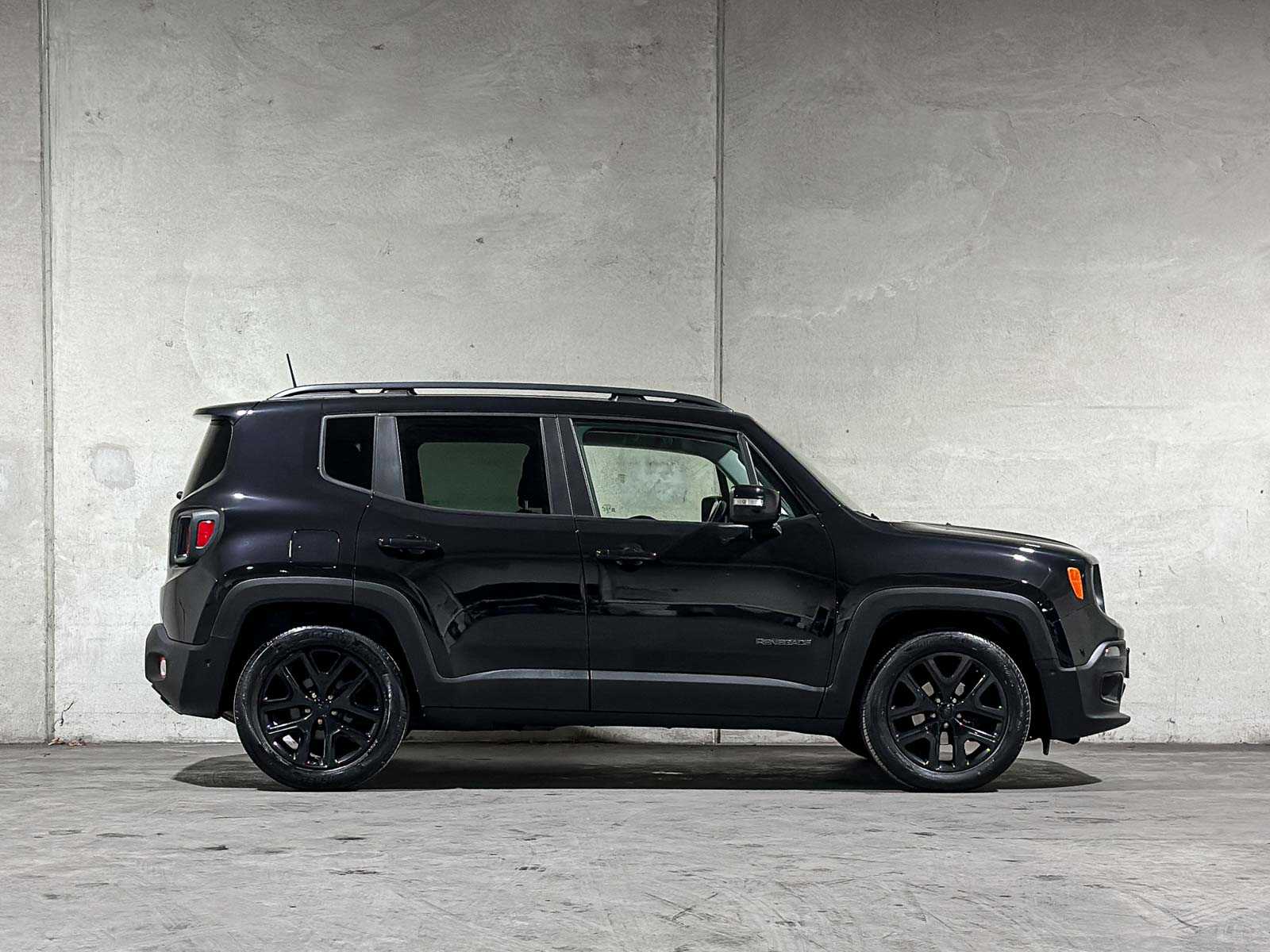 Jeep Renegade 1.4 MultiAir Night Eagle II Lmtd DDCT 140pk 2018 (Origineel-NL + 1e eigenaar), XD-557-D