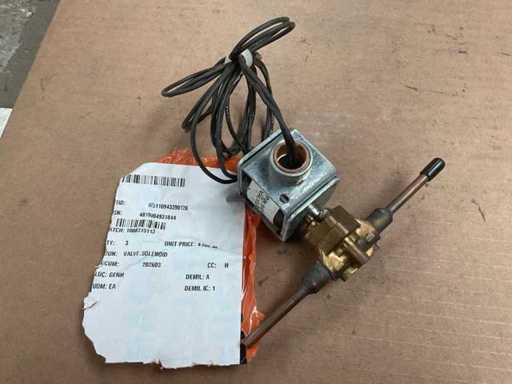 Solenoid valve (3x)