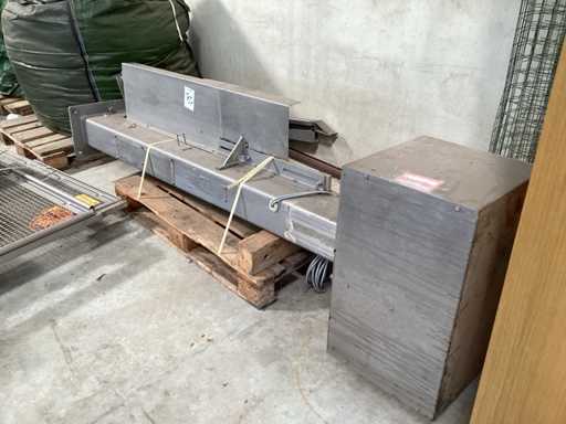 CARNITECH Elevator für die Produktverlade