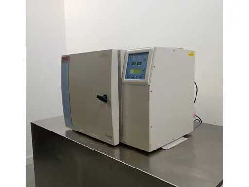 Thermo Fisher Scientific - CRYOMED 7451 - Cryogenic ultra-low freezer