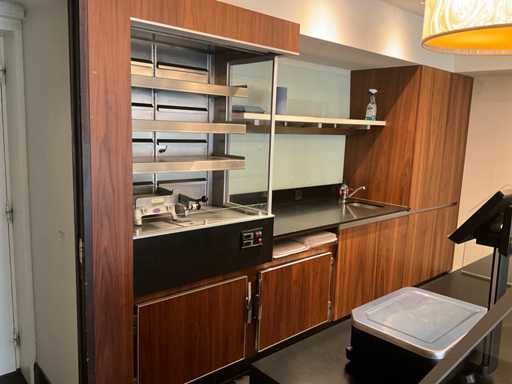 Store refrigerated cabinet with sink