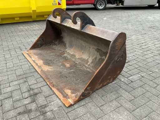 2018 Eurosteel S0028-1 Graafbak “CW30”