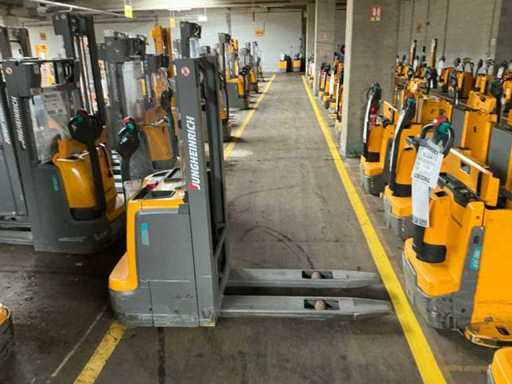 Jungheinrich - 2023 - EJC 110 115-250 ZT LI PC - Electric stacker
