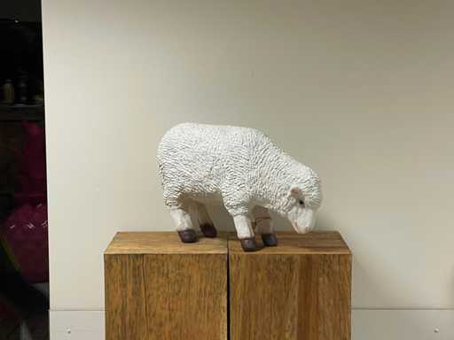 Stehende Schafe H42 cm x L65 cm Weiß
