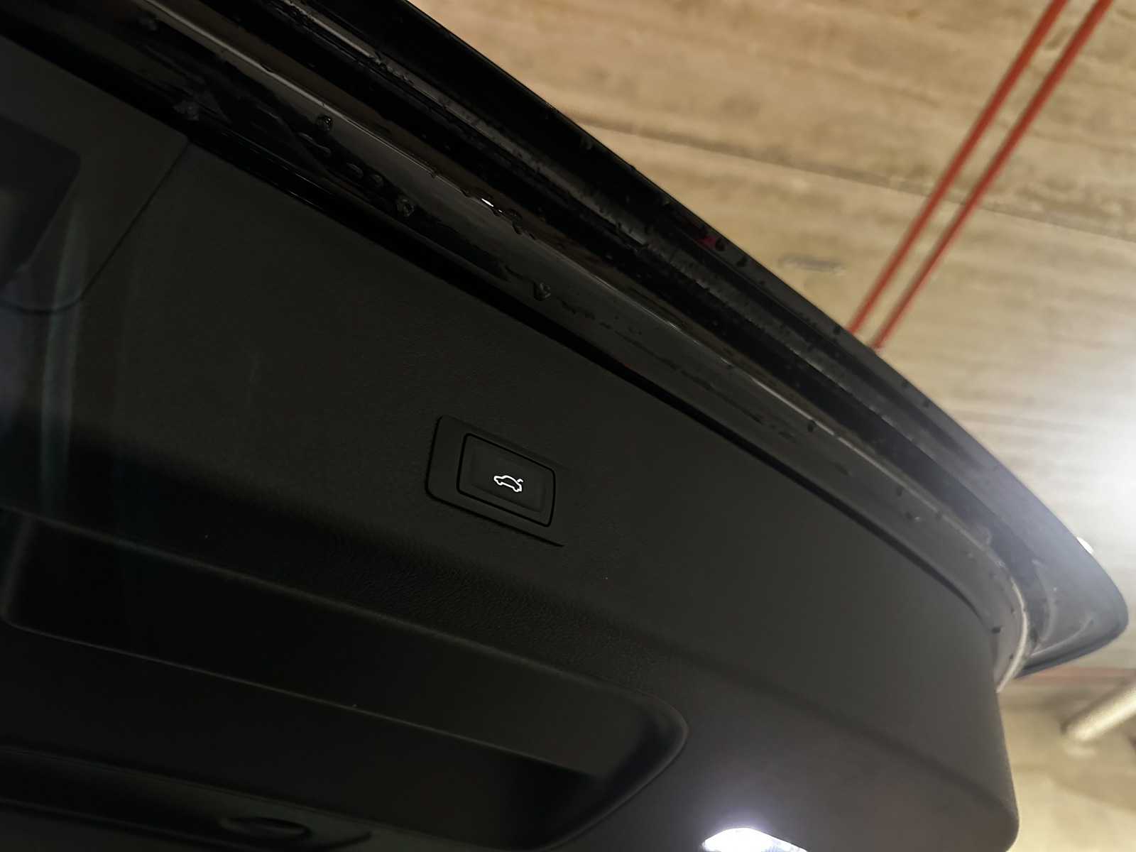 Audi e-tron 50 Quattro Business Edition 313hp 2020 (Original-NL), J-761-NS