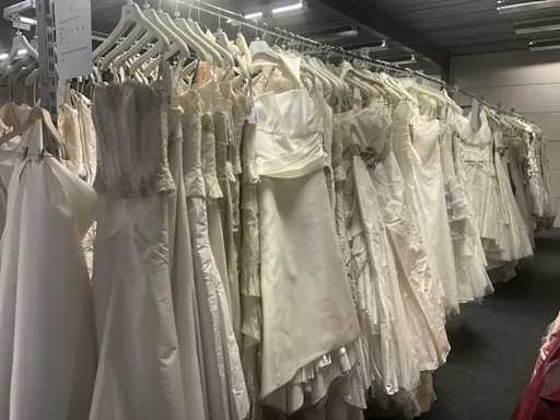 Linea Raffaelli Partij diverse bruidsjurken (49x)