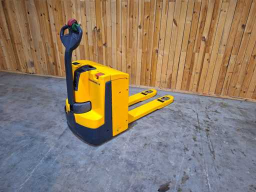 Jungheinrich - EJE120 - Elektrischer Palettenwagen