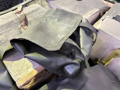 Lot de gen?i de vinil pentru armata