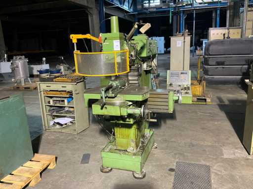 Maho Vertical milling machine