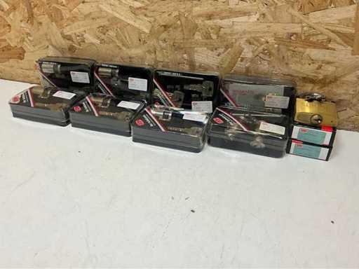 DOM Various cylinder locks and padlocks (10x)