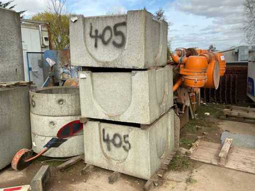 Vari blocchi di cemento impilabili (3x)