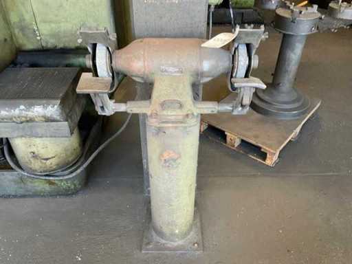 Meuleuse d’établi AEG