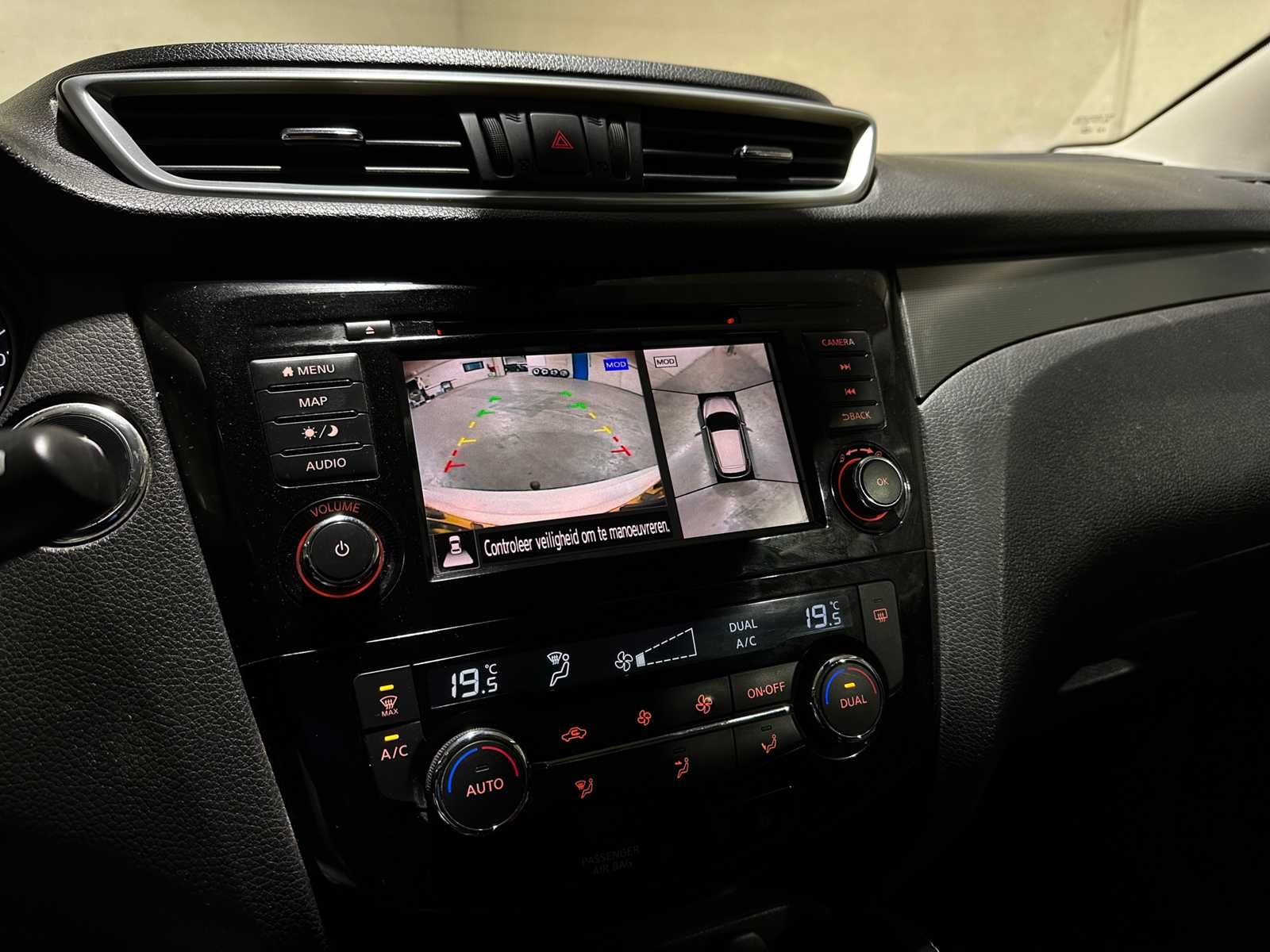 Nissan Qashqai 1.3 DIG-T N-Connect 140hp 2019, L-595-RB