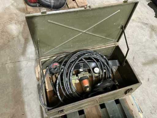 Respiratory protection kit