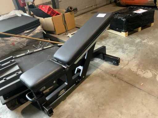 Technogym Pure Adjustable bench Krachtstation