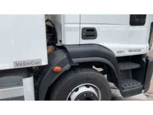 5c9e8af0-1e02-4c16-bf35-8a0ef60abc9a.mp4