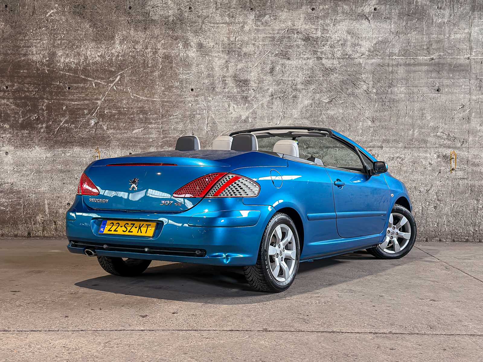 Peugeot 307 Coupé Cabriolet 2.0-16V 140pk 2006 (Origineel-NL), 22-SZ-KT