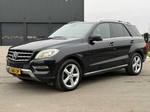Mercedes-Benz - M-Klasse - 350 BlueTEC - Auto - 2015|J-385-JP|IAW