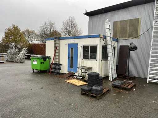 Ha usato un capannone/contenitore di cantiere con servizi igienici