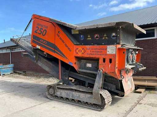 2023 Arjes IMPAKTOR 250 EVO 2-Axis Shredder