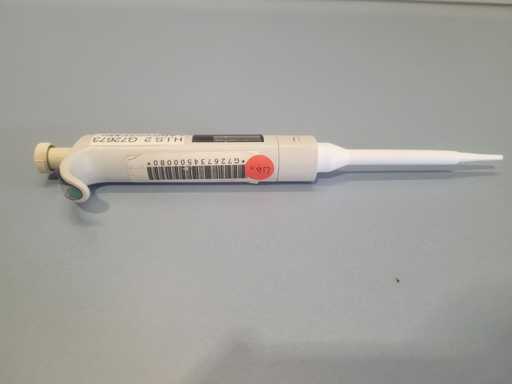 Thermo Scientific - Finnpipette Model 4500 - 20-200μL Laboratory Pipette