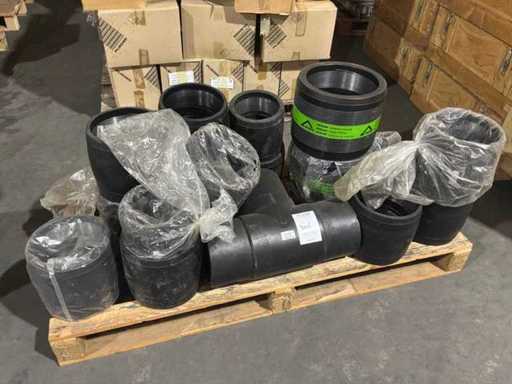 Screw couplings and fittings (17x)