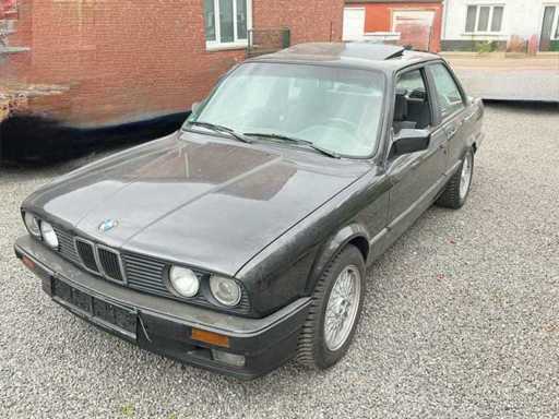 BMW 3 series 320i Classic car