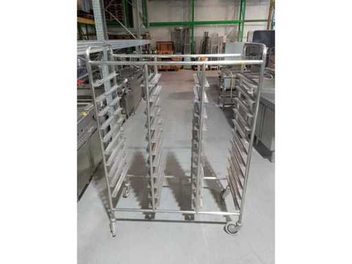 Edelstahl-Tray-Wagen mit 3 Sektoren