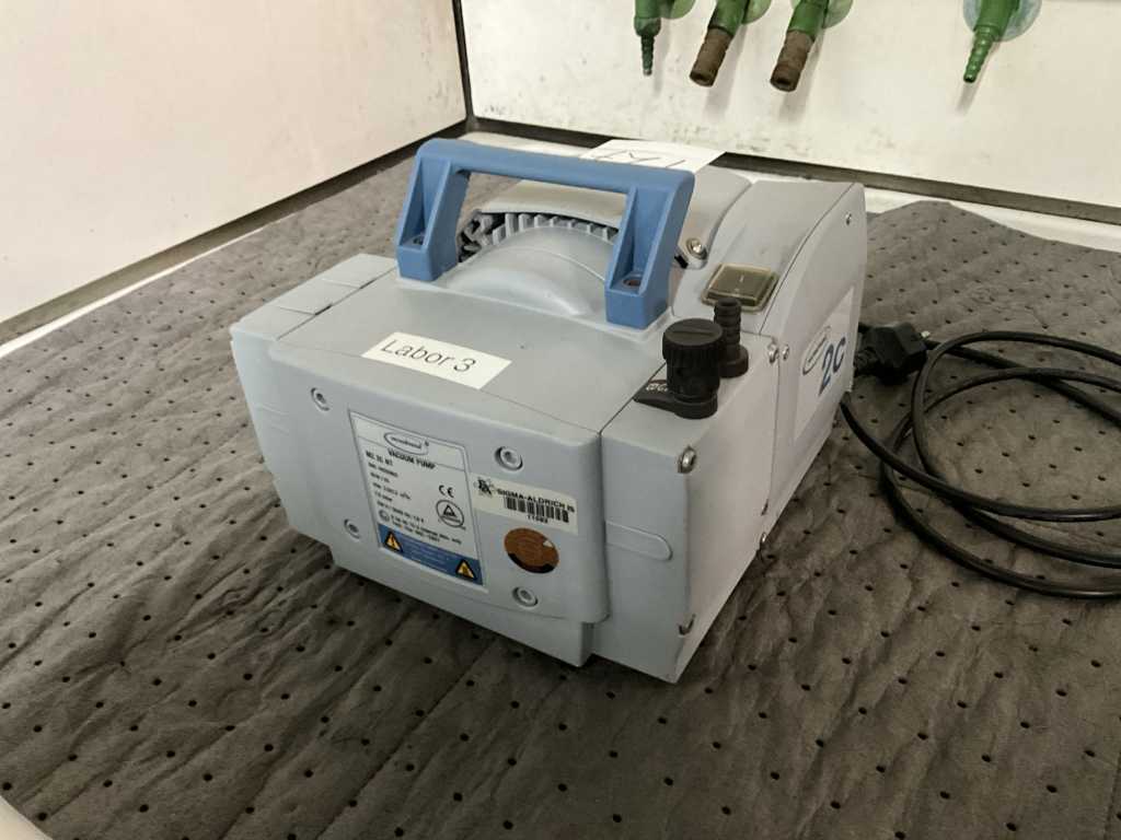 2018 Vacuubrand MZ 2C NT Vacuum Pump