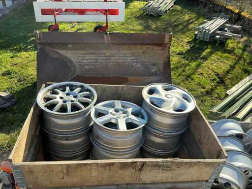 Konvolut von Alufelgen (12x)