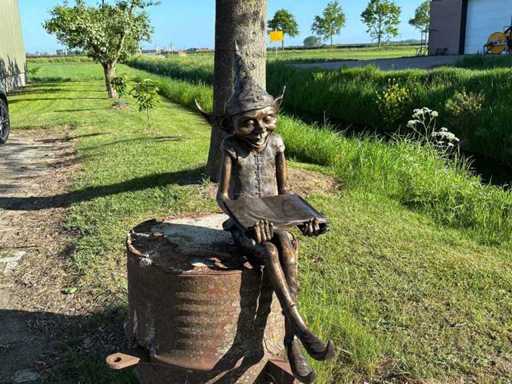 Laaf-Bronzeskulptur 94 cm hoch