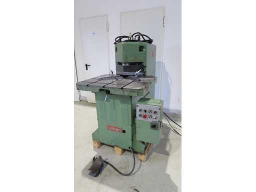 RAINER 250 / 8 Notching Machine