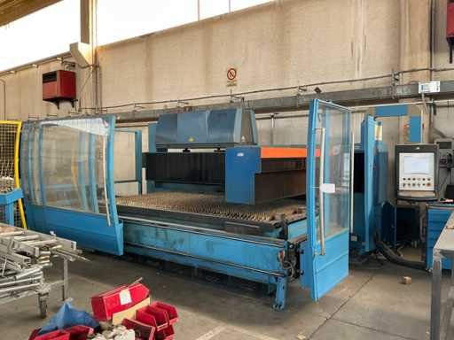 2011 FIRST INDUSTRIES PLATINUM 1530HS Maszyna Laserowa