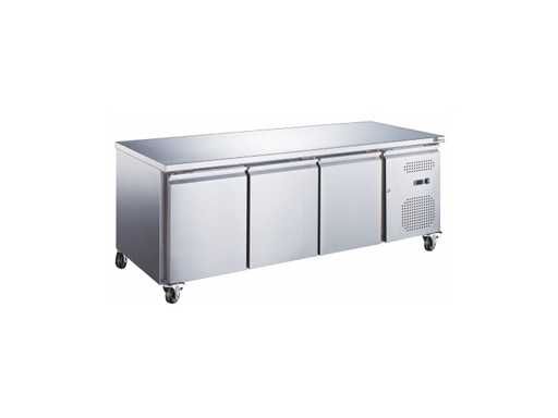 AFI Collin Lucy - 3-door refrigerated pastry lathe 800 mm with casters - Refrigerated pastry lathe, 3 doors - Refrigerated