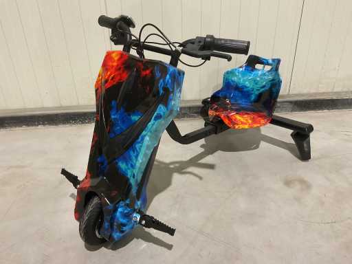 2025 Ultra Motocross Drift trike Motocicletta blu/arancione