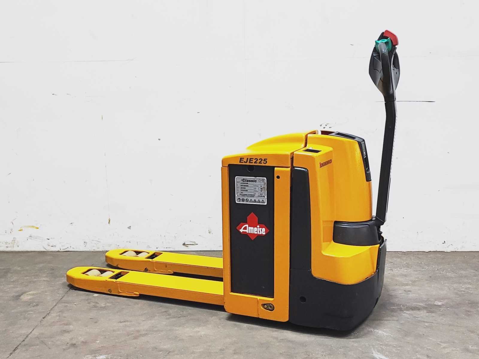 Jungheinrich – 2007 – EJE 225 – Electric pallet truck