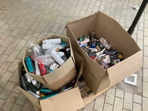 Lotto di prodotti per la cura