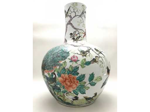 Riesige chinesische Kugelvase mit Vögeln. 38 cm Durchmesser! Abgestempelt. 