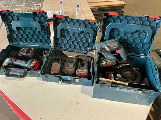 Bosch Batteriewerkzeug (3x)