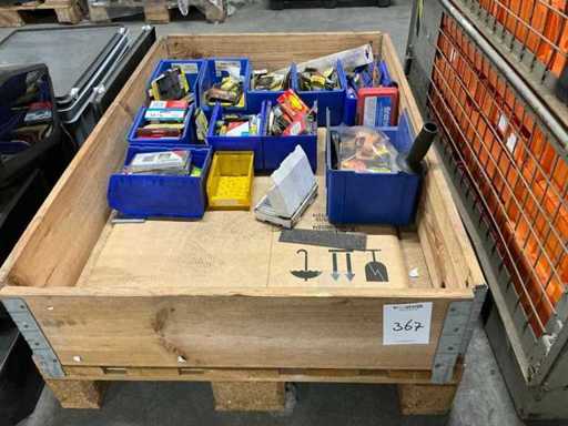 Construction and fastening material