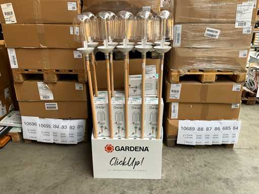 Gardena ClickUp Vogelvoederplaats met steel in display