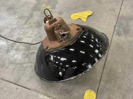 Industrial pendant lamp