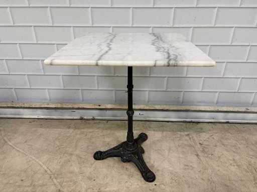 Marmeren tafel met Stalen onderstel
