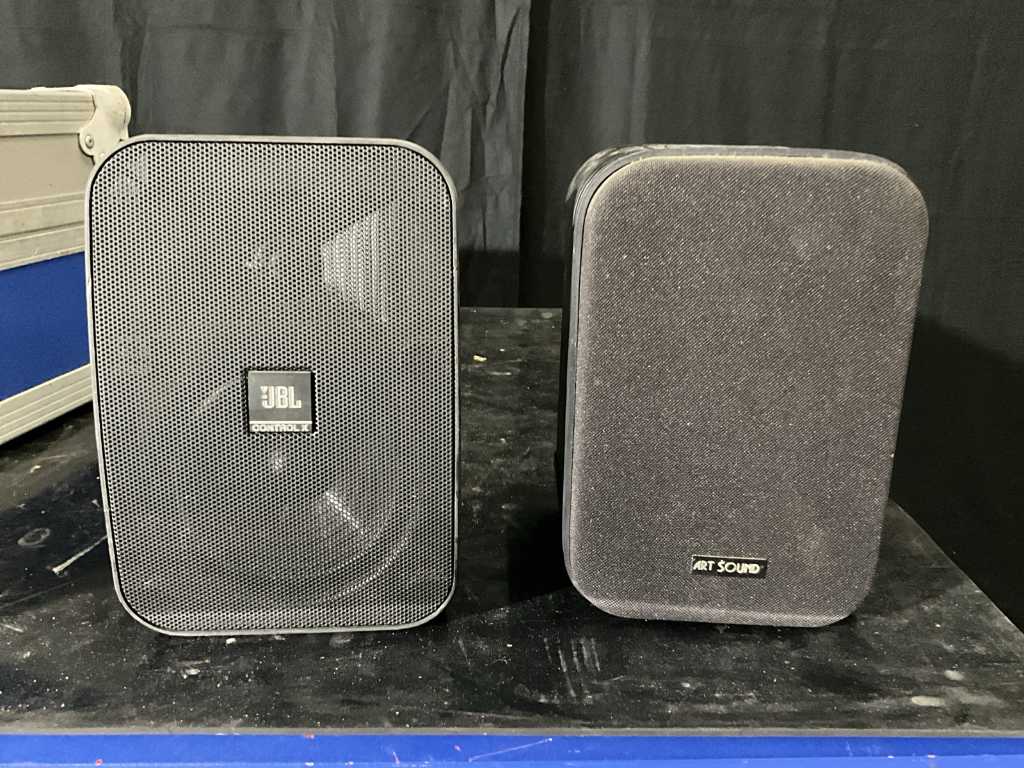 4 different speakers